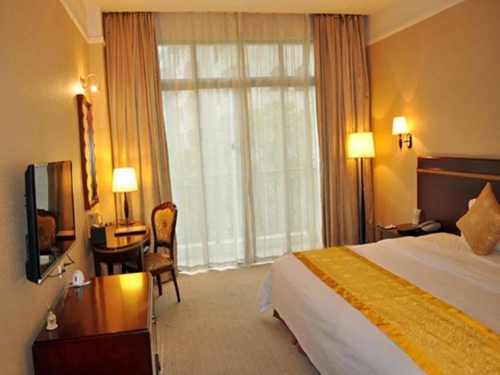 River Side Hotel Zhongshan  Exterior foto